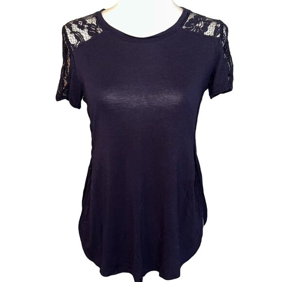 Forever 21 Navy Blue Short Sleeve top Size XS  Lace Back and Shoulders - Picture 1 of 4